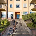 Apartment Bright & Spacious For 6 People With The River View By Reenters *