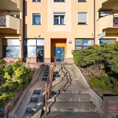דירה Bright & Spacious For 6 People With The River View By Reenters *
